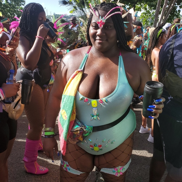 Meet your Posher, Gabrielle - Picture 6 of 6